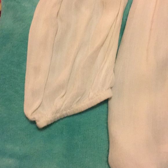 Blouse - Picture 3 of 4